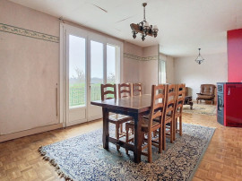 
                                                                                        Vente
                                                                                         BOURG DE MOYON, MAISON DE 89M2