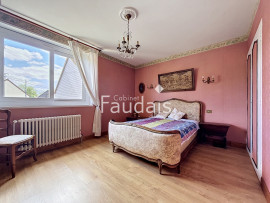 
                                                                                        Vente
                                                                                         bourg de TORIGNI SUR VIRE