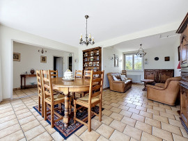 
                                                                                        Vente
                                                                                         bourg de TORIGNI SUR VIRE