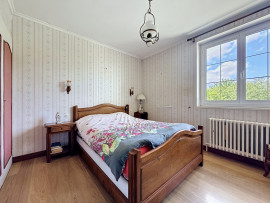 
                                                                                        Vente
                                                                                         bourg de TORIGNI SUR VIRE