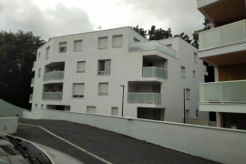 
                                                                                        Location
                                                                                         BOX GARAGE - TOURNEFEUILLE