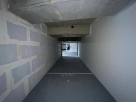 
                                                                                        Vente
                                                                                         BOXES DOUBLES - FONTENAY AUX ROSES