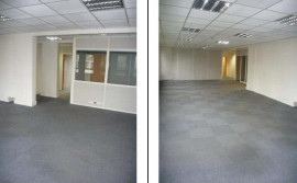 
                                                                                        Location
                                                                                         Bureau 325 m²