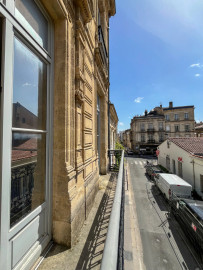 
                                                                                        Location
                                                                                         Bureau 6 Postes 129m2 - Chartrons