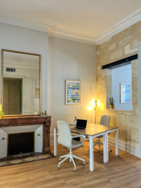 
                                                                                        Location
                                                                                         Bureau 6 Postes 129m2 - Chartrons