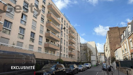 
                                                                                        Location
                                                                                         Bureau avec vitrine Métro Bel-Air