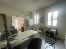 
                                                                                        Location
                                                                                         Bureau de 20m2 situé dans le centre-ville de Saint-Quentin