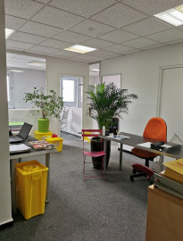 
                                                                                        Location
                                                                                         Bureau OpenSpace de 4 postes StOuen