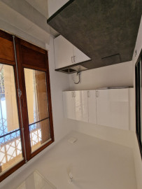 
                                                                                        Vente
                                                                                         BUREAU + STUDIO