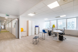 
                                                                                        Location
                                                                                         Bureaux - 1 889 m² - La Defense