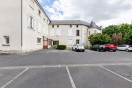 
                                                                                        Vente
                                                                                         Bureaux - 562 m² - Châlons-en-Champagne