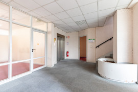 
                                                                                        Vente
                                                                                         Bureaux - 562 m² - Châlons-en-Champagne