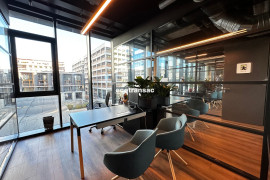 
                                                                                        Vente
                                                                                         Bureaux aménagés – 320 m² – Disponibilité immédiate à Confluence