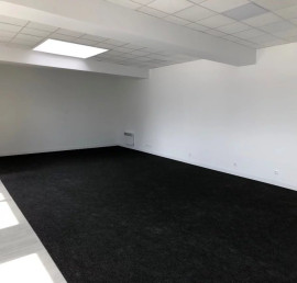 
                                                                                        Location
                                                                                         Bureaux de 330m² - Villeneuve la Garenne
