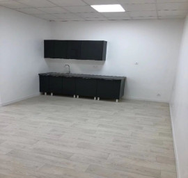 
                                                                                        Location
                                                                                         Bureaux de 330m² - Villeneuve la Garenne