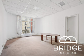 
                                                                                        Vente
                                                                                         BUREAUX PARIS 16