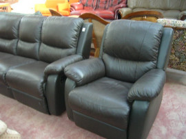 
                                                                                        Meuble
                                                                                         Canapé cuir avec fauteuil cuir, promotion