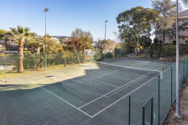 
                                                                                        Vente
                                                                                         CANNES – CROIX DES GARDES