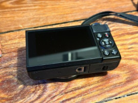 
                                                                                        Photo
                                                                                         Canon g7x mark ii