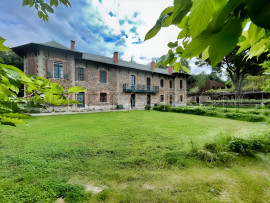 
                                                                                        Vente
                                                                                         CARCASSONNE MAISON DE MAITRE 25 HA