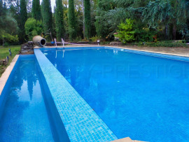 
                                                                                        Vente
                                                                                         CENTRE VAR VILLA 350 M² sur 1.6HA