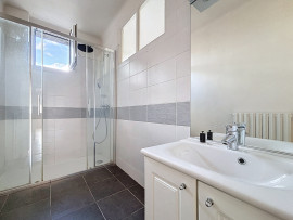 
                                                                                        Vente
                                                                                         CENTRE-VILLE DE SAINT-LO, Appartement, 2 chambres 