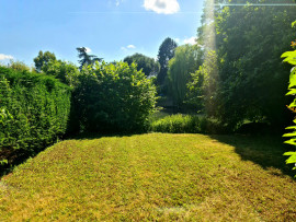 
                                                                                        Vente
                                                                                         Chalet bords de Seine, vue d'exception, à rénover