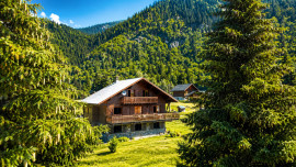 
                                                                                        Vente
                                                                                         CHALET D'EXCEPTION à la Morte– 190 m²  Vue panoramique – Studio indépendant – Alpe du Grand Serre