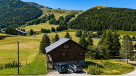 
                                                                                        Vente
                                                                                         CHALET D'EXCEPTION à la Morte– 190 m²  Vue panoramique – Studio indépendant – Alpe du Grand Serre