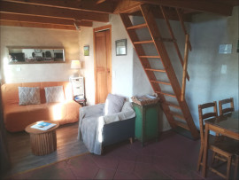 
                                                                                        Location de vacances
                                                                                         Chaleureux petit gîte Monts d'Arrée, 30 min mer