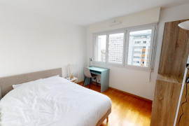 
                                                                                        Colocation
                                                                                         Chambre 1 -  1 chambre disponible en colocation