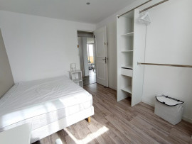 
                                                                                        Colocation
                                                                                         Chambre 10m² à pessac