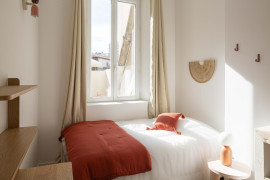 
                                                                                        Location
                                                                                         Chambre 12m² - Boulevard Baille