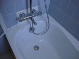 
                                                                                        Colocation
                                                                                         Chambre 12m² chez particulier quartier Facultés