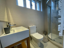 
                                                                                        Colocation
                                                                                         Chambre 14m2 + balcon
 villa Art Déco 300m2