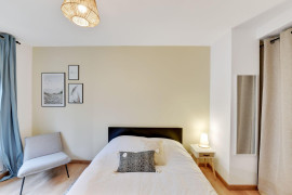 
                                                                                        Location
                                                                                         Chambre 14m2 calme avec balcon