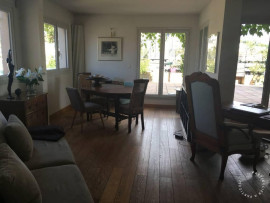 
                                                                                        Colocation
                                                                                         Chambre 20m² dans grande coloc