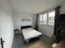 
                                                                                        Colocation
                                                                                         Chambre 4 - Appartement 5 pièces