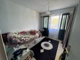 
                                                                                        Location
                                                                                         Chambre