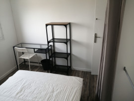 
                                                                                        Colocation
                                                                                         Chambre 9m² à Cenon