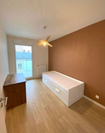 
                                                                                        Location
                                                                                         Chambre à louer dans appartement neuf