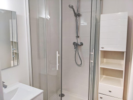 
                                                                                        Colocation
                                                                                         Chambre confortable et calme dans colocation
