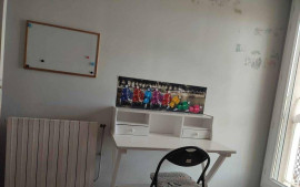 
                                                                                        Colocation
                                                                                         Chambre dans coloc chaleureuse et conviviale