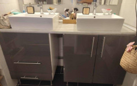 
                                                                                        Colocation
                                                                                         Chambre dans coloc chaleureuse et conviviale