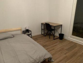 
                                                                                        Colocation
                                                                                         Chambre dans coloc meublé refaite à neuf 52m²
