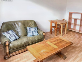 
                                                                                        Colocation
                                                                                         Chambre dans colocation en face de la Y School