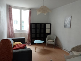 
                                                                                        Colocation
                                                                                         Chambre dans colocation T4