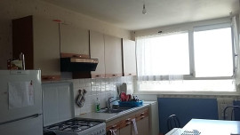 
                                                                                        Colocation
                                                                                         Chambre dans  F4 avec salon-séjour, quartier calme