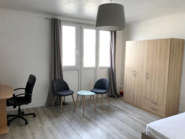 
                                                                                        Colocation
                                                                                         Chambre dans T3 Hyper centre TOURS Jean Jaures
