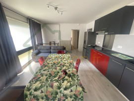 Location
Chambre dans un superbe appartement meublé et rénové dans une belle résidence de standing.